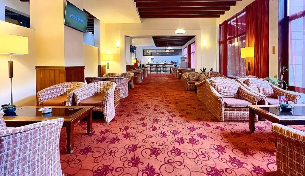 imageye___-_527843760