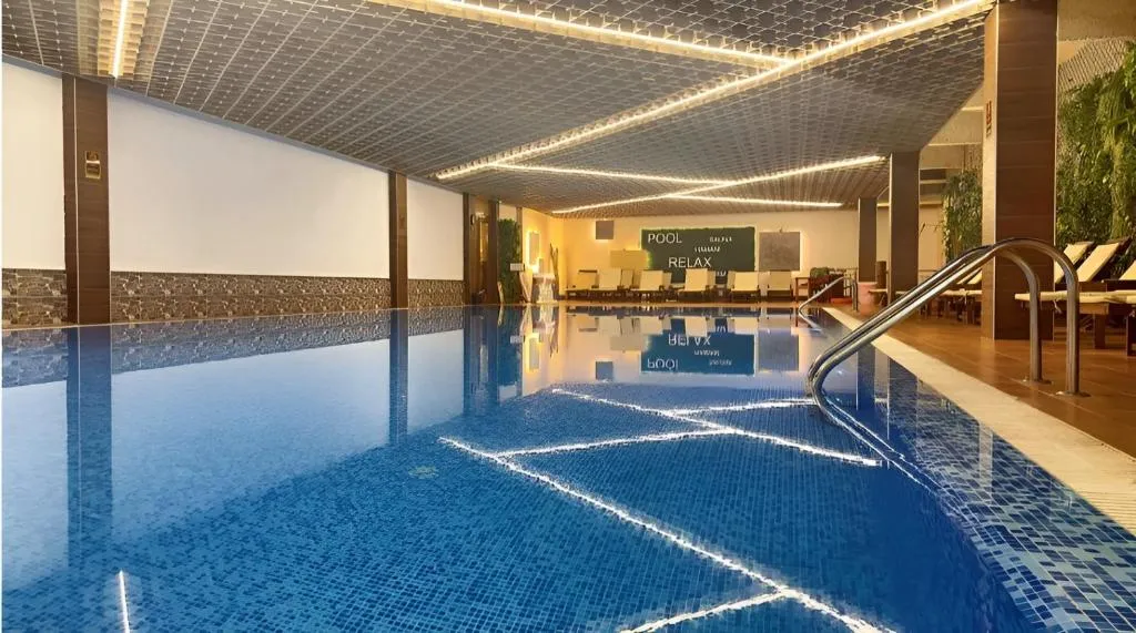 imageye___-_528126598