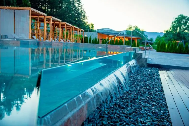 imageye___-_613024527-768x512