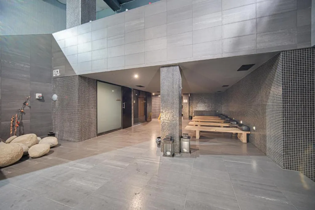 imageye___-_619765931